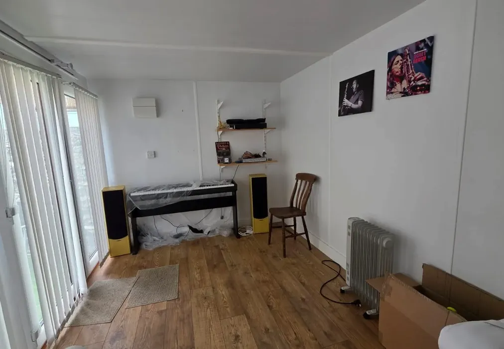 Workshop/Outbuilding - Dane Road, Margate, Kent - Wards of Kent