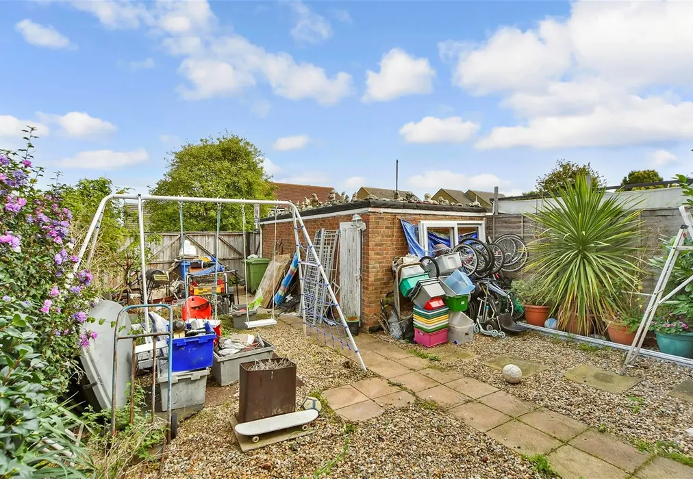 Rear Garden - Pear Tree Walk, Newington, Sittingbourne, Kent - Wards of Kent