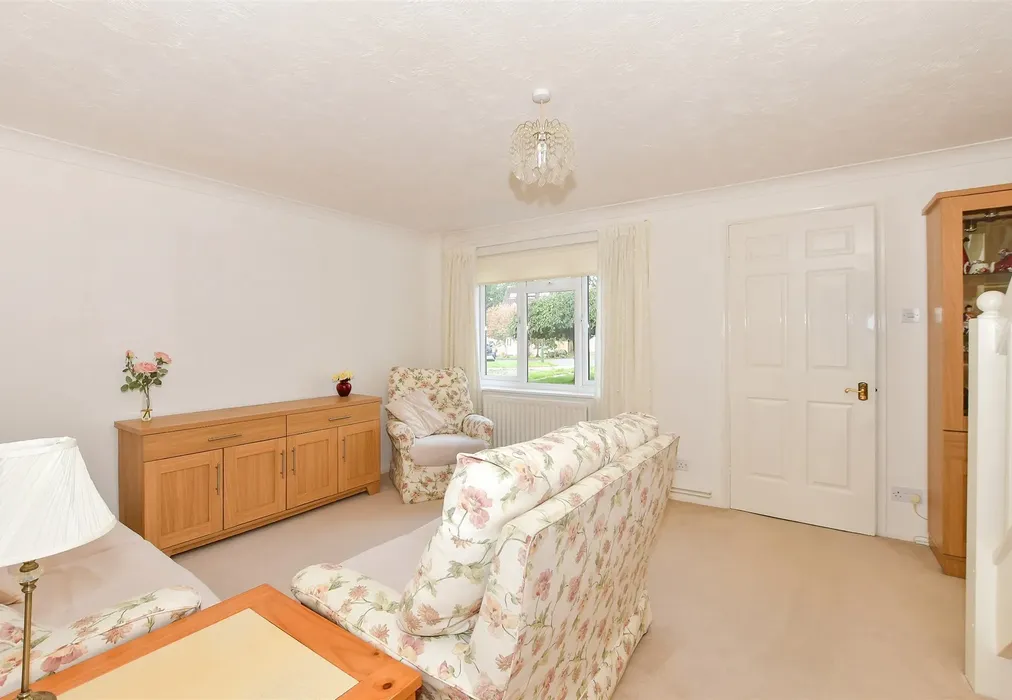 Lounge - Winnet Way, Southwater, Nr Horsham, West Sussex - Wards of Kent