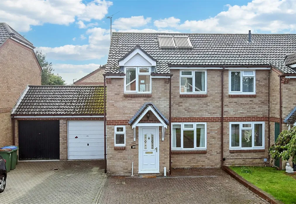 H5W3F - External (Web) - Winnet Way, Southwater, Nr Horsham, West Sussex - Wards of Kent