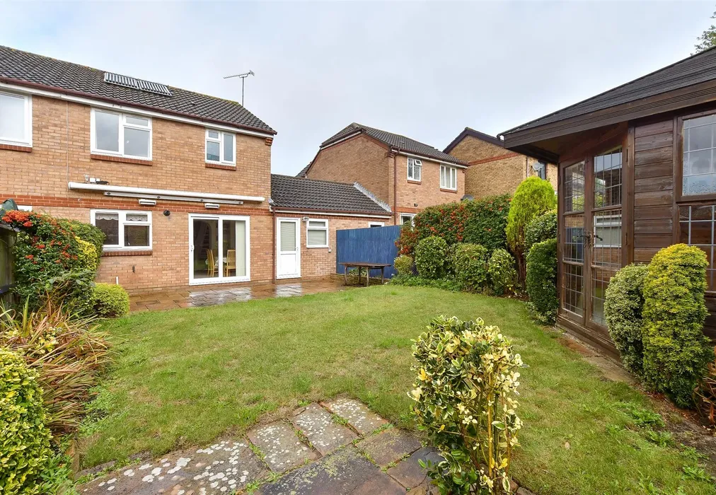 Rear Garden - Winnet Way, Southwater, Nr Horsham, West Sussex - Wards of Kent