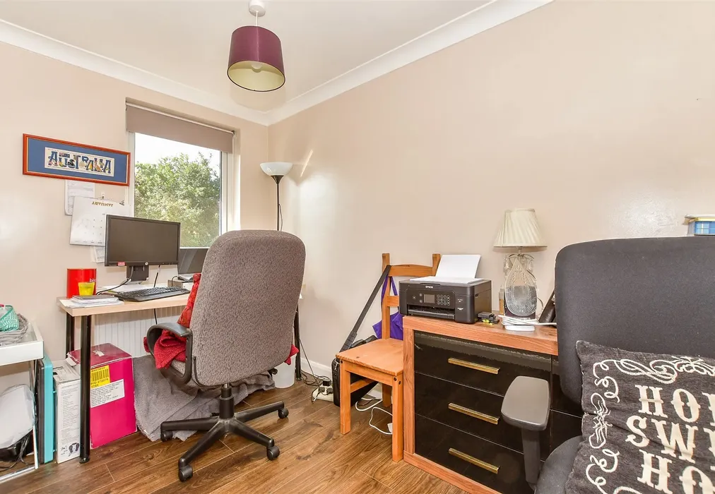 Bedroom 3 - The Cockpit, Marden, Kent - Wards of Kent