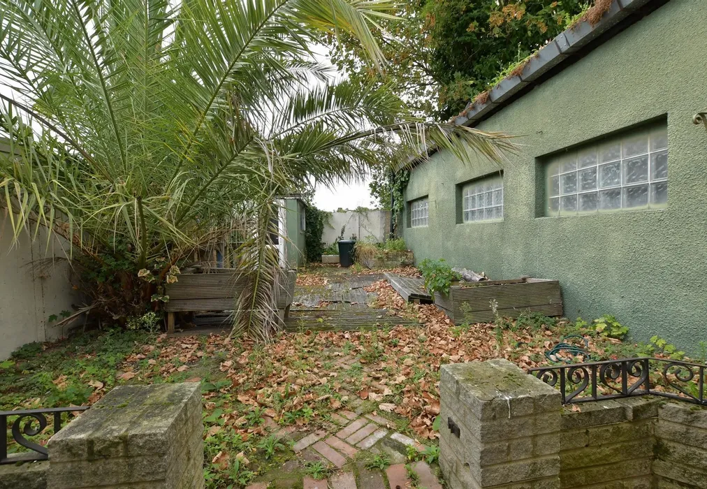 Rear Garden - Rectory Road, Manor Park - Wards of Kent