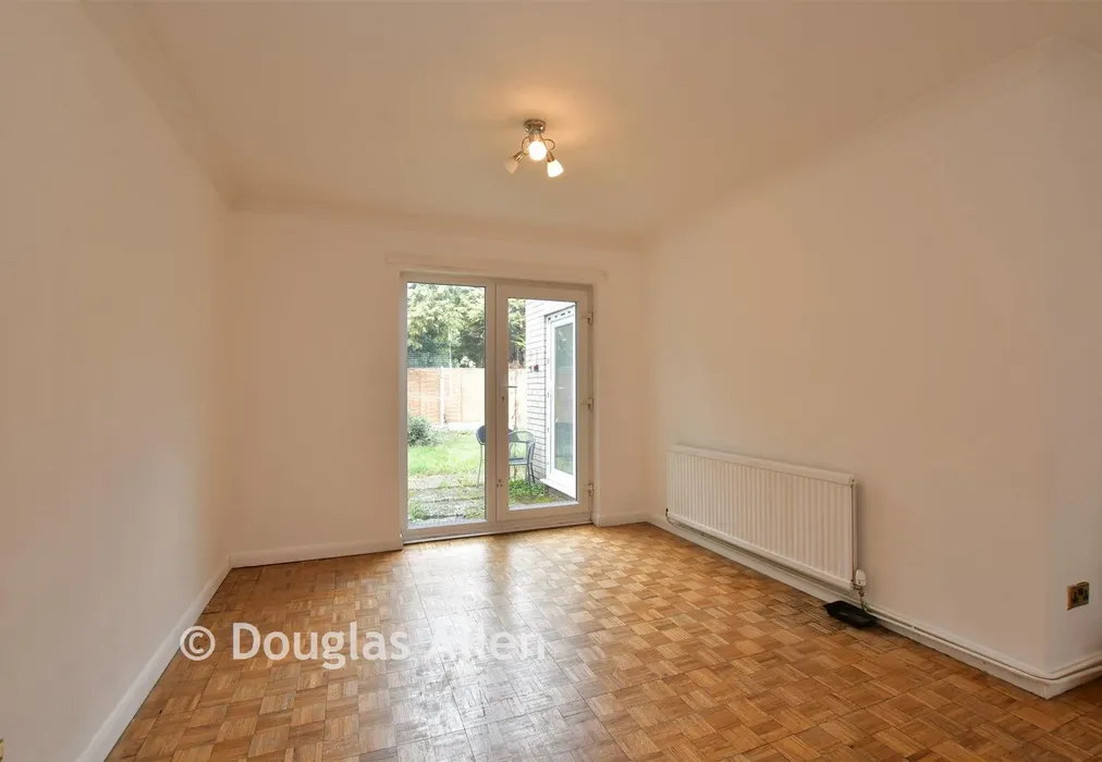 Lounge - Dover Road, London - Wards of Kent