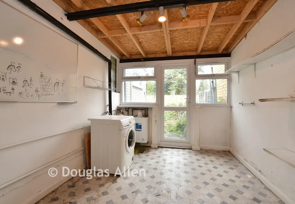 Utility Room - Dover Road, London - Wards of Kent