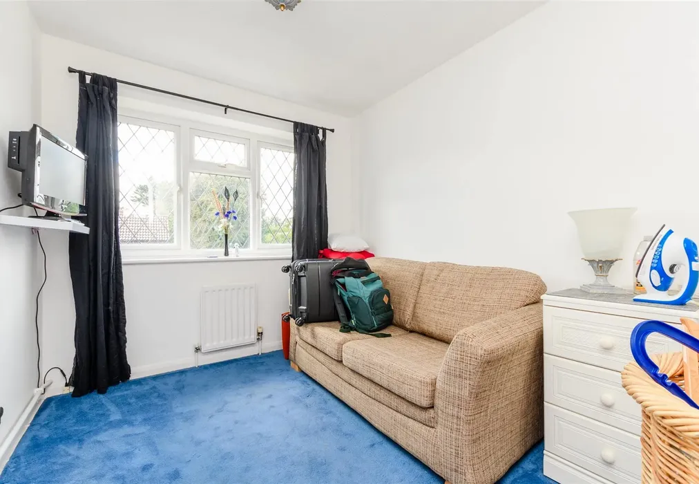 Bedroom 3 - Fairacre Place, Hartley, Longfield, Kent - Wards of Kent