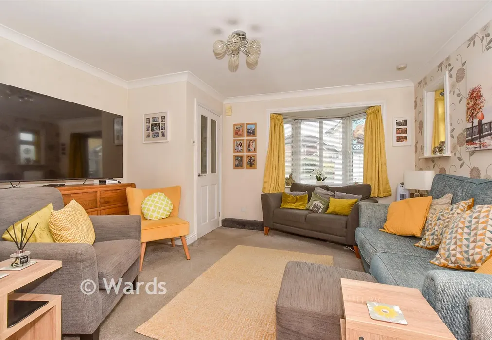 Lounge - Manor House Drive, Kingsnorth, Ashford, Kent - Wards of Kent