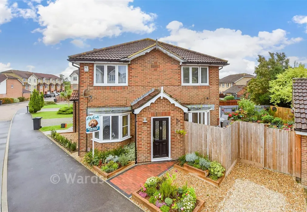 External (Web) - Manor House Drive, Kingsnorth, Ashford, Kent - Wards of Kent