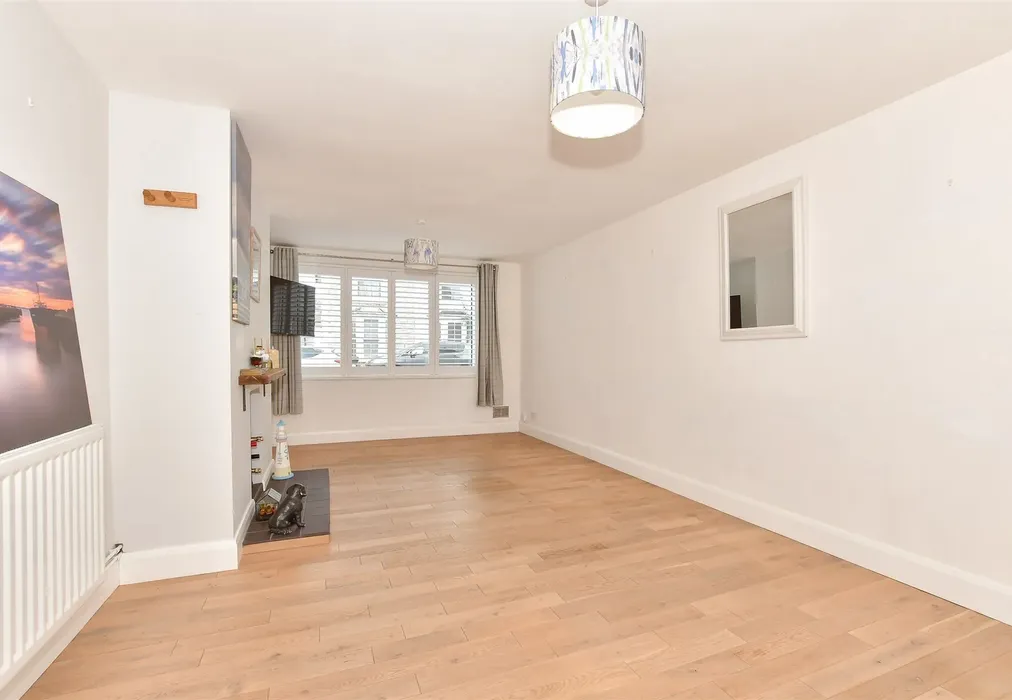 Lounge/ Diner - Swanfield Road, Whitstable, Kent - Wards of Kent