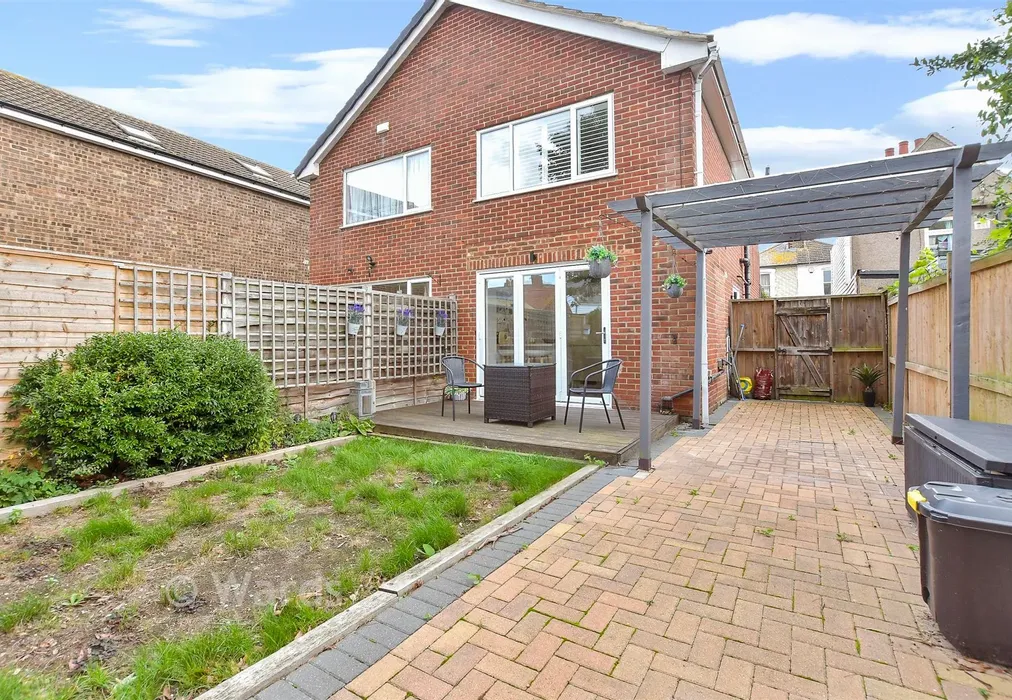Rear Elevation - Swanfield Road, Whitstable, Kent - Wards of Kent