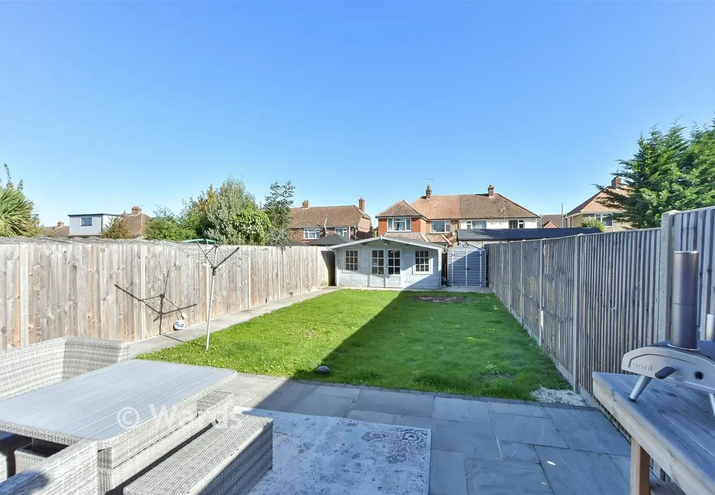 Rear Garden - Whitstable Road, Faversham, Kent - Wards of Kent