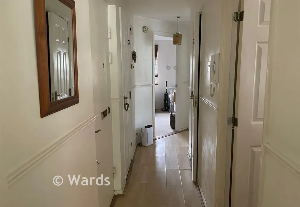 Hallway - Heathlee Road, Dartford, Kent - Wards of Kent