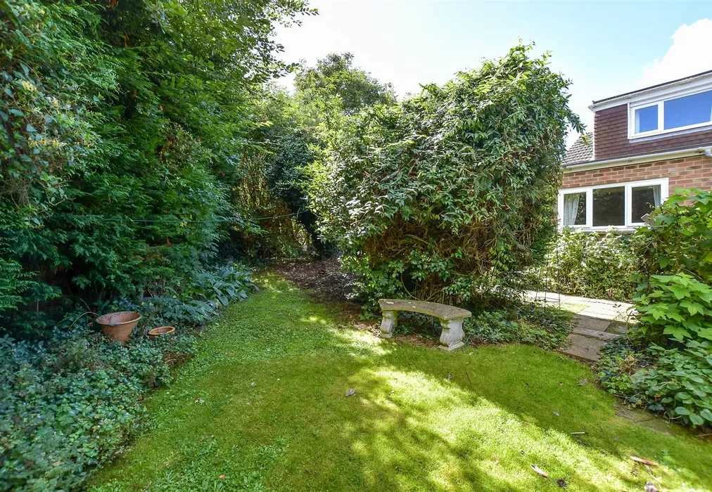 Rear Garden - South Court Drive, Wingham, Canterbury, Kent - Wards of Kent