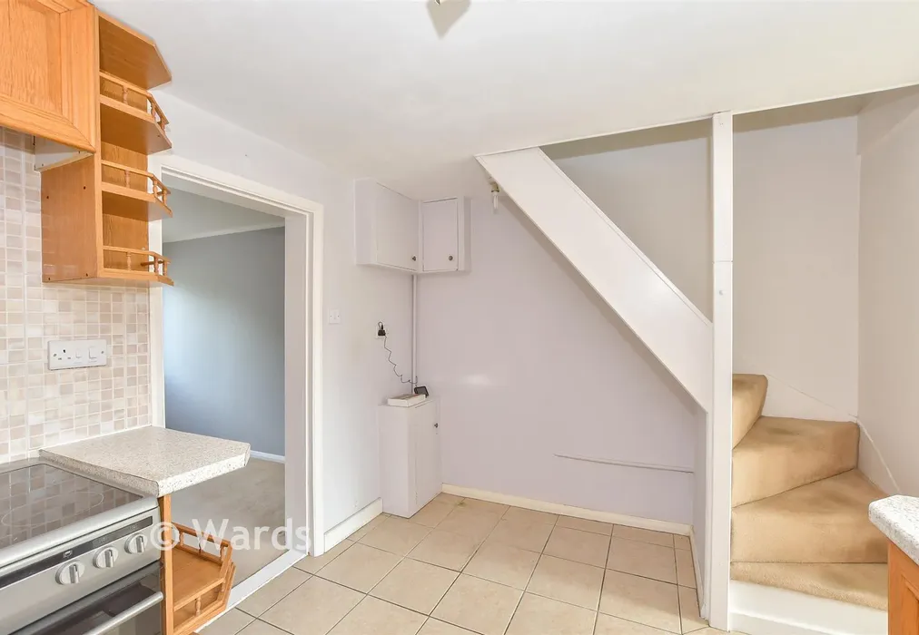 Kitchen - Howland Road, Marden, Kent - Wards of Kent