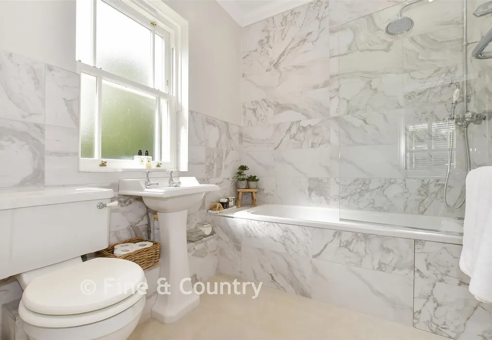 En-Suite Bathroom - Ripple Road, Ripple, Deal, Kent - Wards of Kent