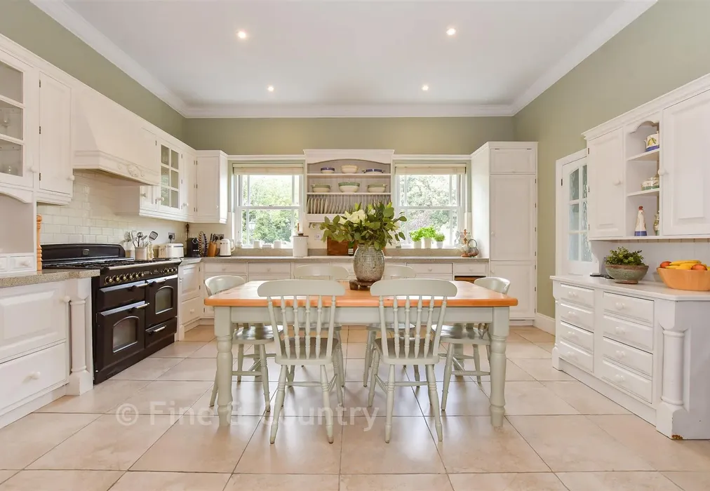 Kitchen/ Breakfast Room - Ripple Road, Ripple, Deal, Kent - Wards of Kent