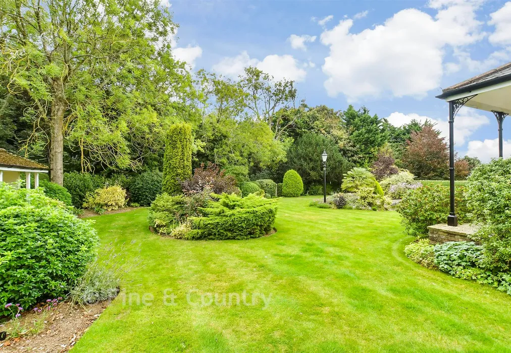 Rear Garden - Ripple Road, Ripple, Deal, Kent - Wards of Kent