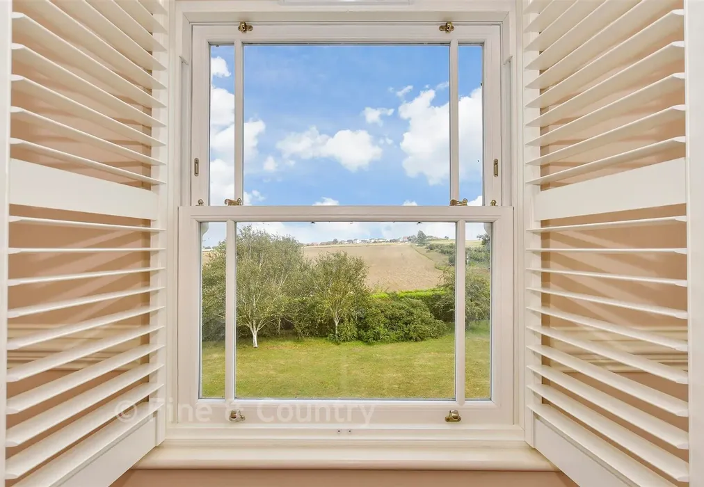 Views To Side - Ripple Road, Ripple, Deal, Kent - Wards of Kent