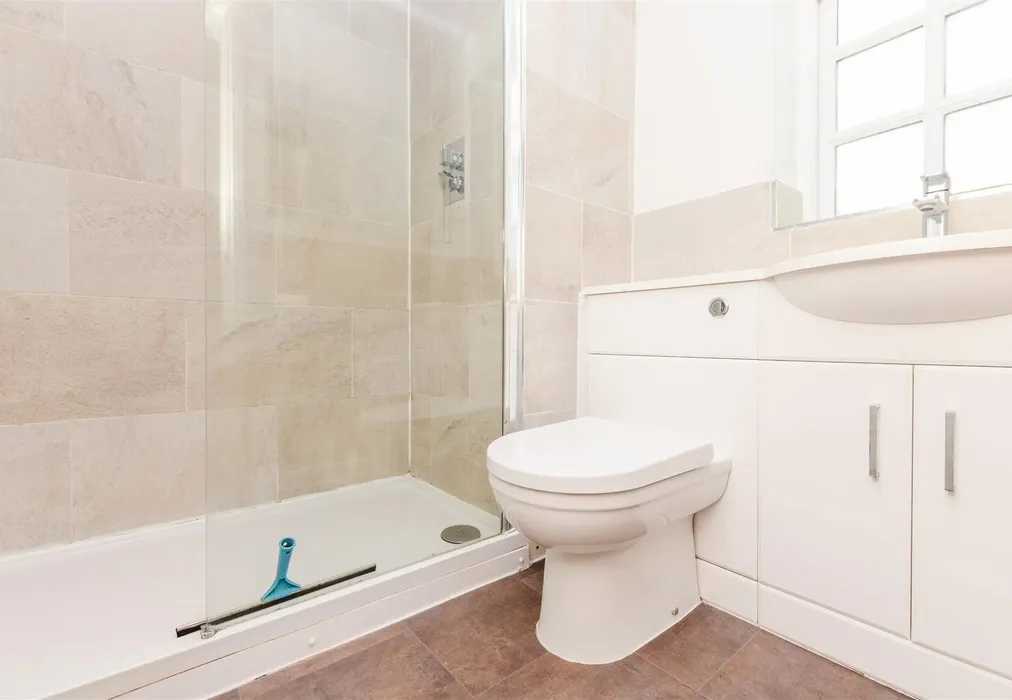 En-Suite Shower Room - Redding Close, Dartford, Kent - Wards of Kent