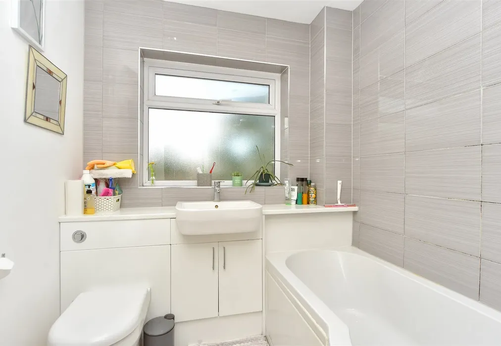 Bathroom - Norwood Walk, Sittingbourne, Kent - Wards of Kent