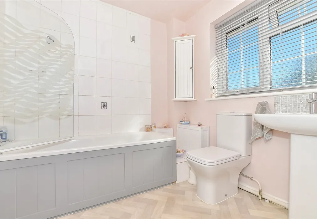 Bathroom - Lucks Way, Marden, Kent - Wards of Kent
