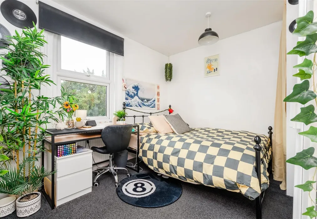 Bedroom 3 - The Brent, Dartford, Kent - Wards of Kent