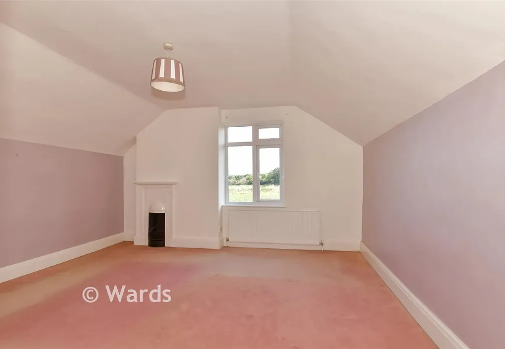 Bedroom 1 - Gravesend Road, Shorne, Gravesend, Kent - Wards of Kent