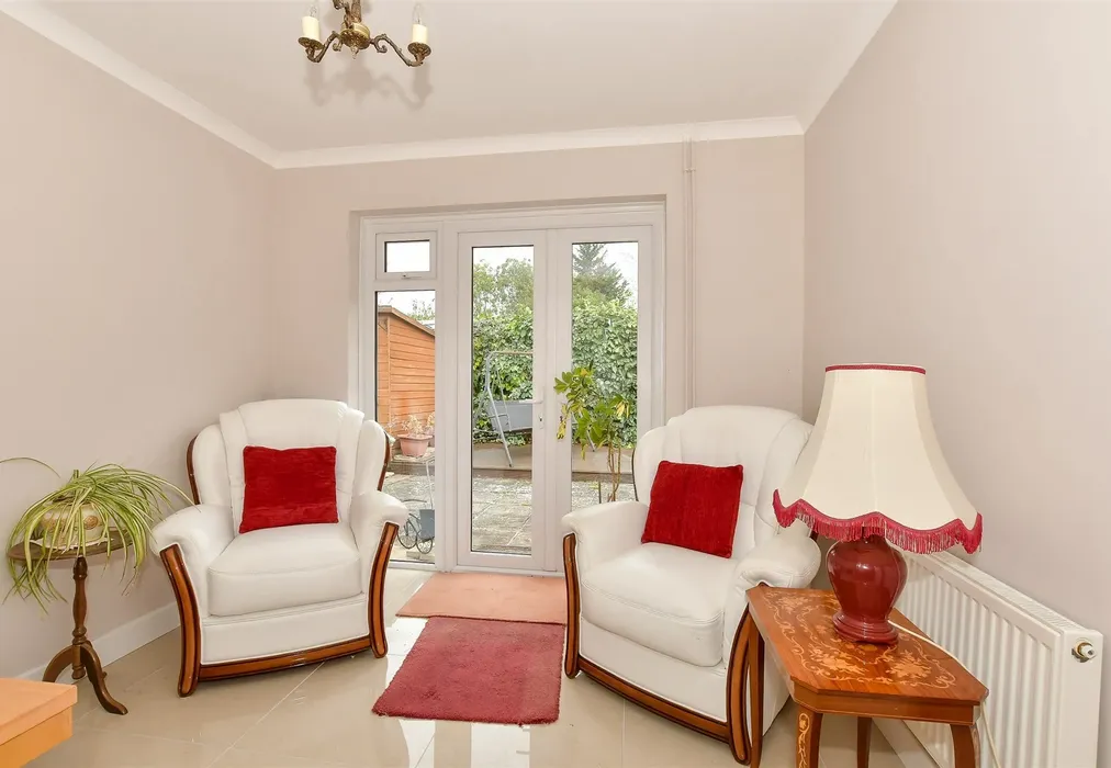 Bedroom 3 - Woodvale Avenue, Chestfield, Whitstable, Kent - Wards of Kent