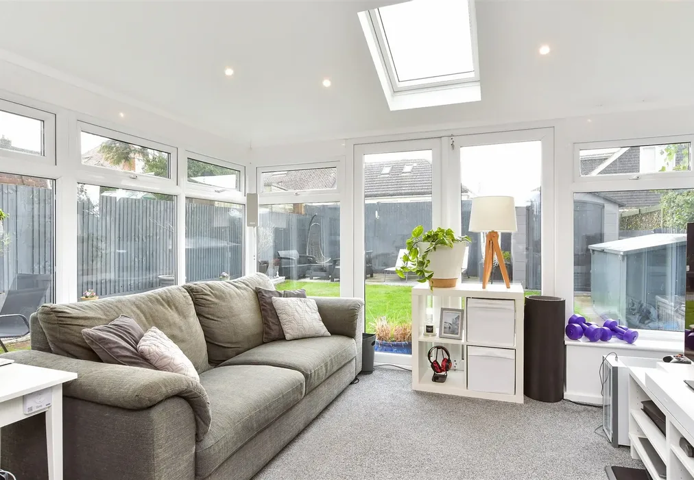Sun Room - Seaview Road, Woodingdean, Brighton, East Sussex - Wards of Kent