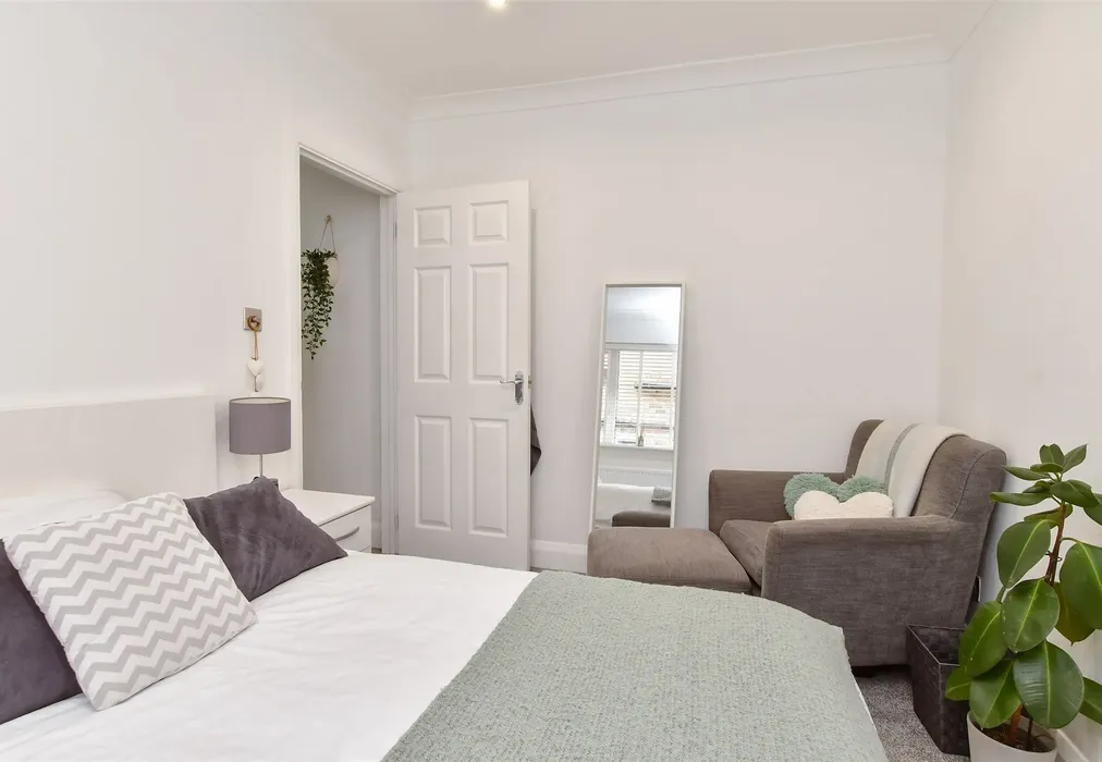 Bedroom 2 - Seaview Road, Woodingdean, Brighton, East Sussex - Wards of Kent