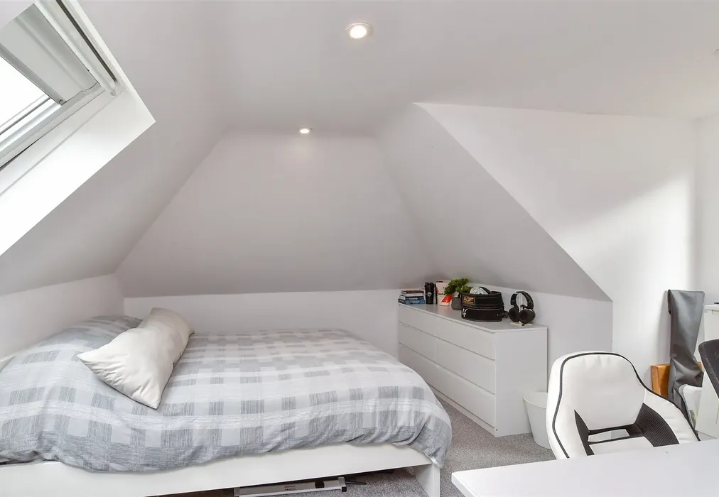 Bedroom 3 - Seaview Road, Woodingdean, Brighton, East Sussex - Wards of Kent