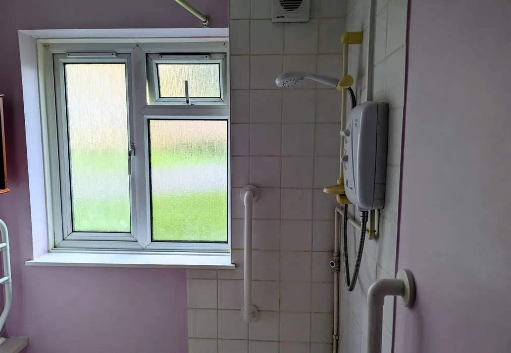 Shower Room - Chenies Close, Tunbridge Wells, Kent - Wards of Kent