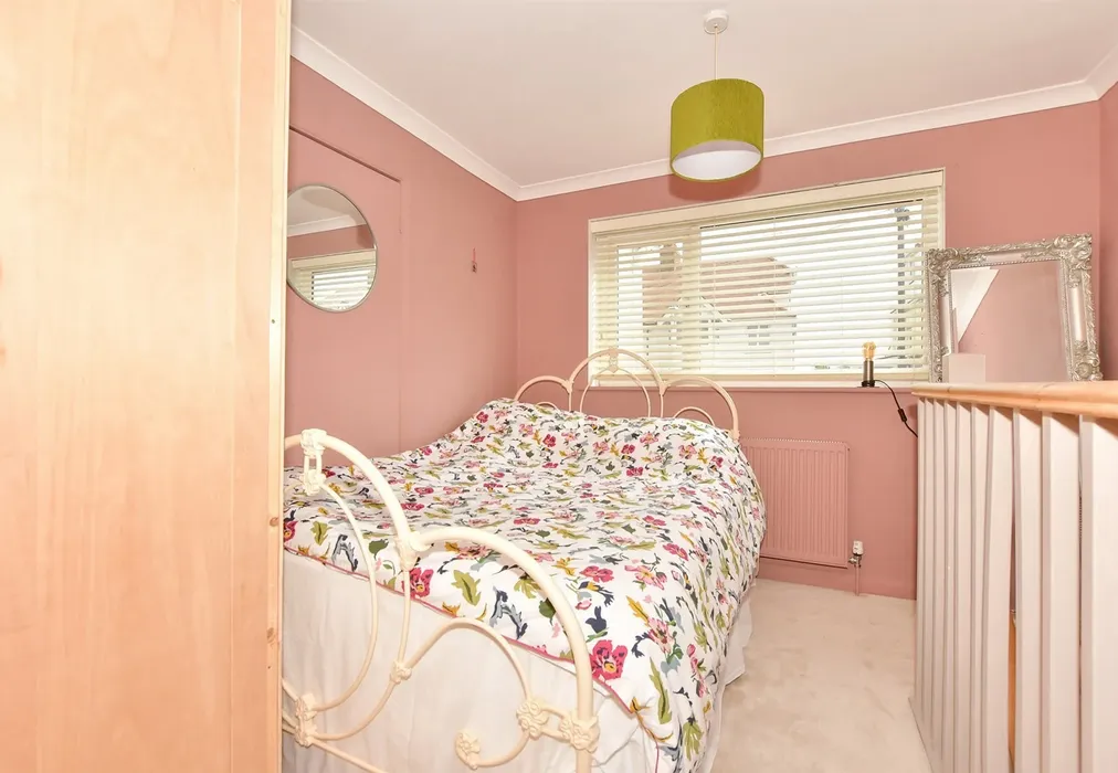 Bedroom 3 - Segrave Crescent, Folkestone, Kent - Wards of Kent