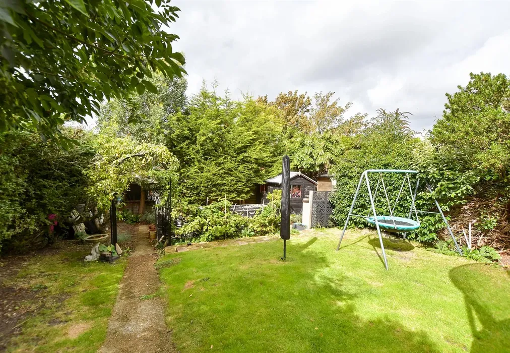 Rear Garden - Segrave Crescent, Folkestone, Kent - Wards of Kent