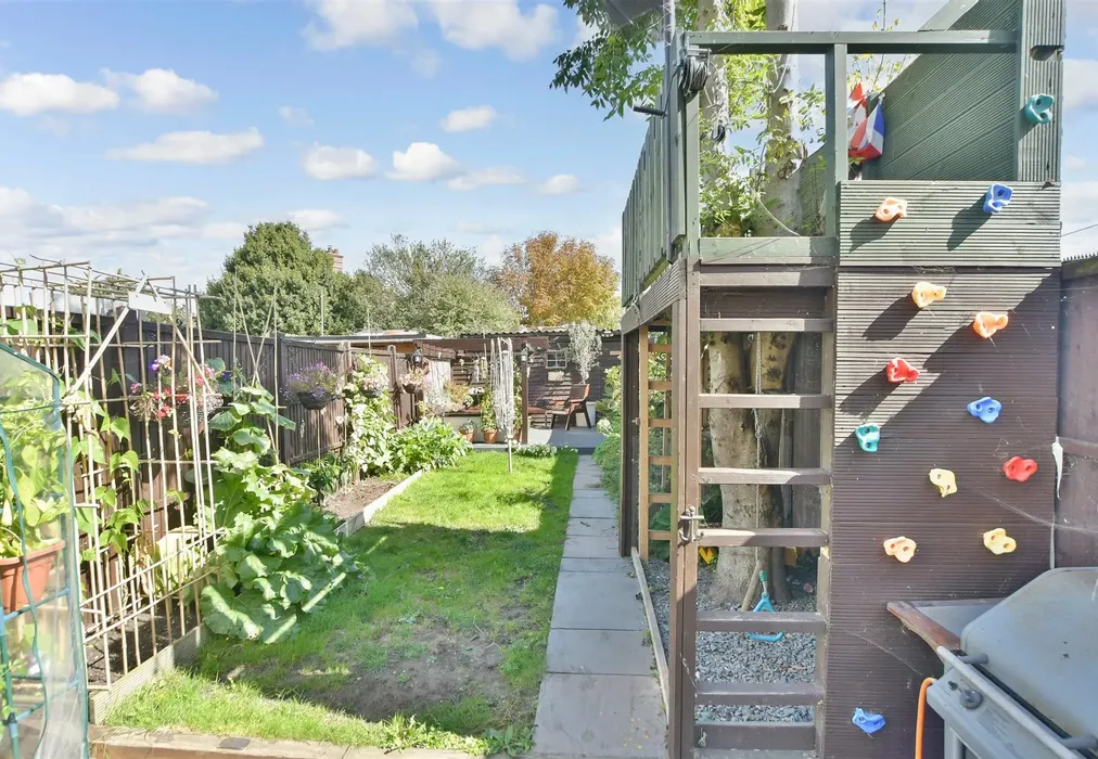 Rear Garden - Seager Road, Sheerness, Kent - Wards of Kent