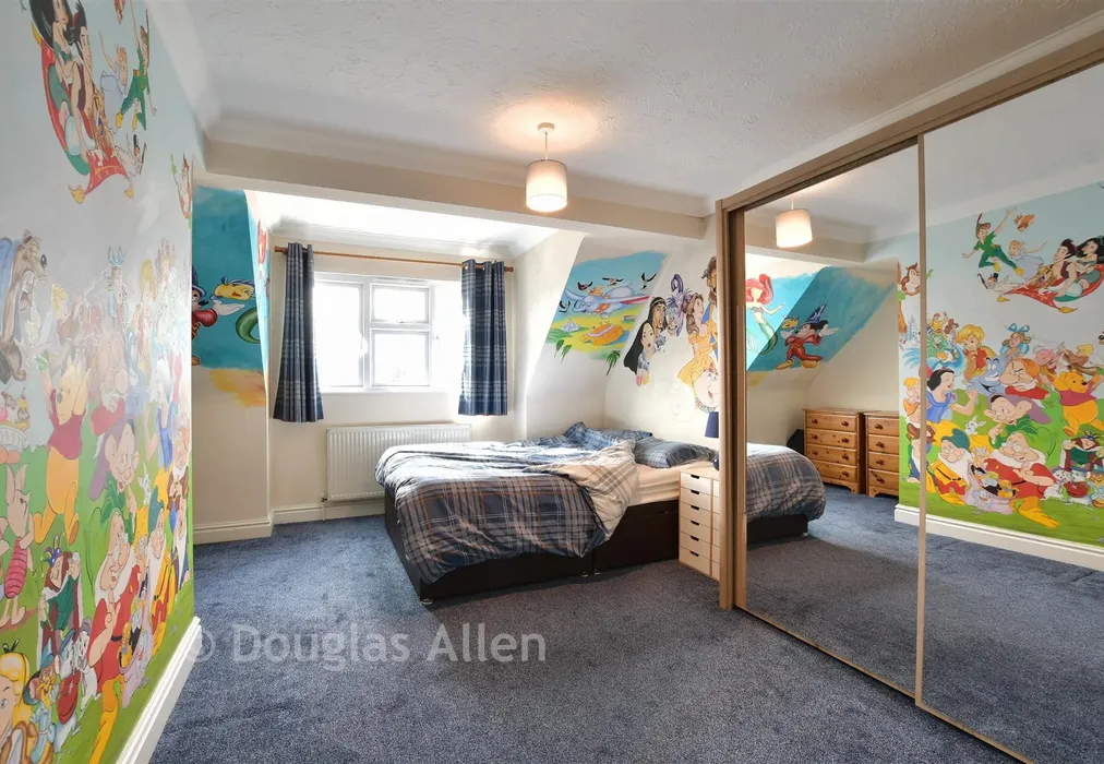 Bedroom 2 - Church Road, Noak Bridge, Basildon, Essex - Wards of Kent