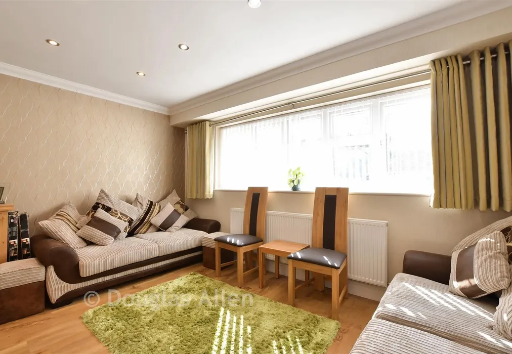 Dining Room - Church Road, Noak Bridge, Basildon, Essex - Wards of Kent