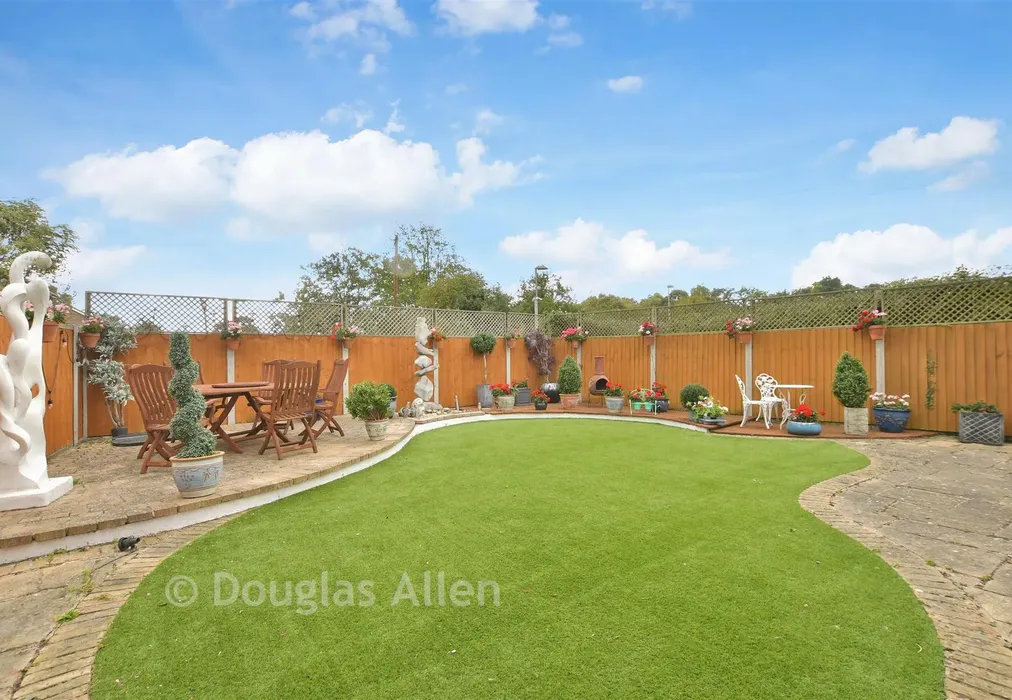 Rear Garden - Church Road, Noak Bridge, Basildon, Essex - Wards of Kent