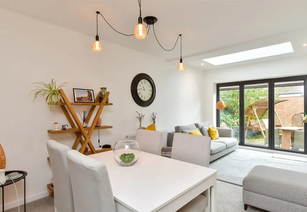 Lounge - Vernon Avenue, Woodingdean, Brighton, East Sussex - Wards of Kent