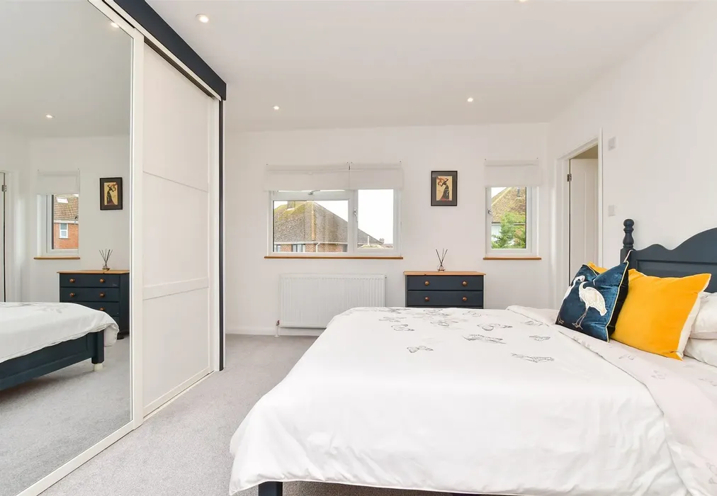 Bedroom 1 - Vernon Avenue, Woodingdean, Brighton, East Sussex - Wards of Kent