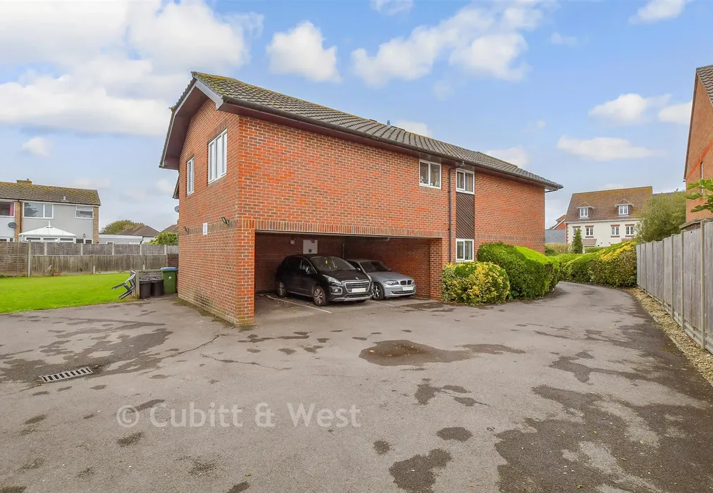 Driveway/Parking - Rose Green Road, Bognor Regis, West Sussex - Wards of Kent