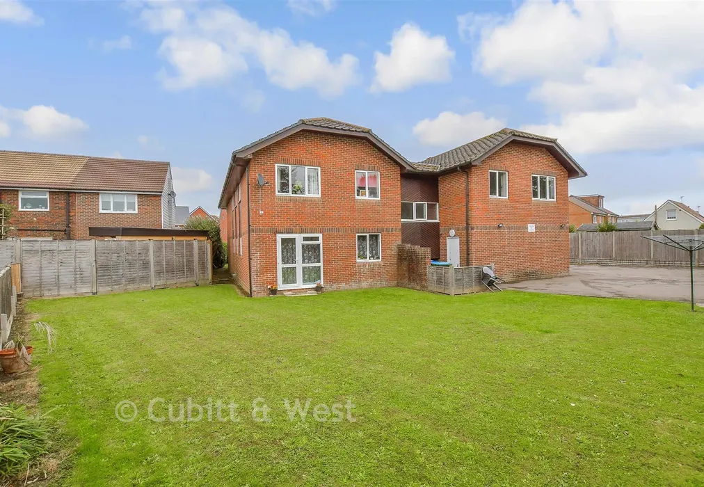 Communal Gardens - Rose Green Road, Bognor Regis, West Sussex - Wards of Kent