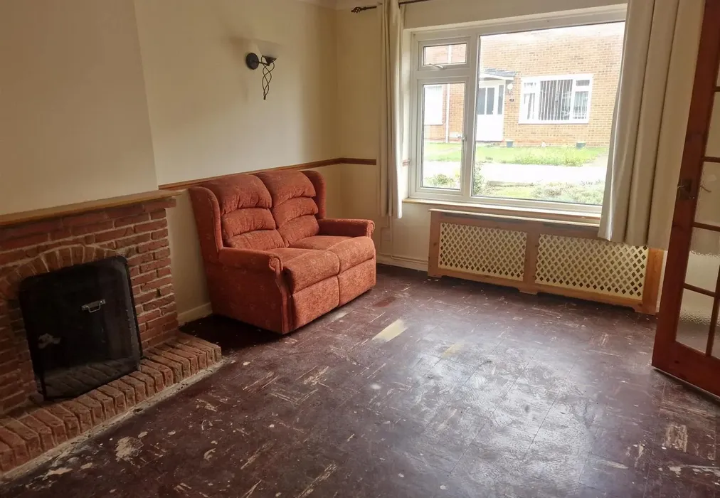 Lounge - Laureate Close, Margate, Kent - Wards of Kent