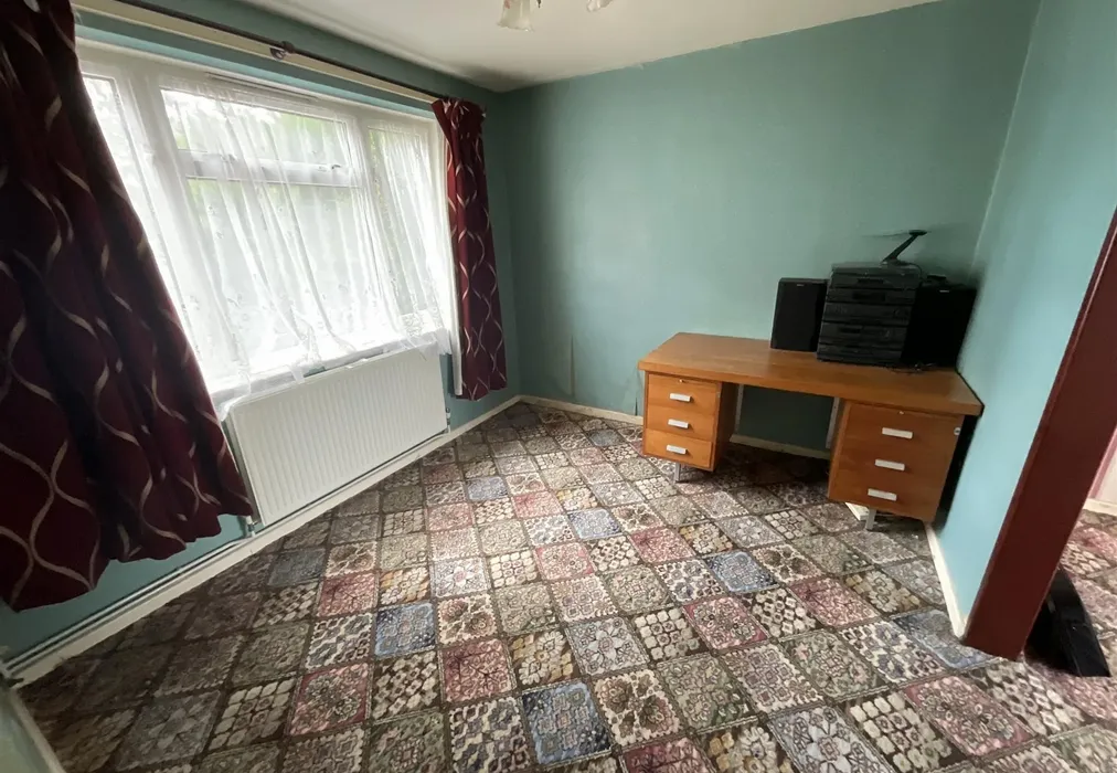 Bedroom - Dunsfold Way, New Addington, Croydon, Surrey - Wards of Kent