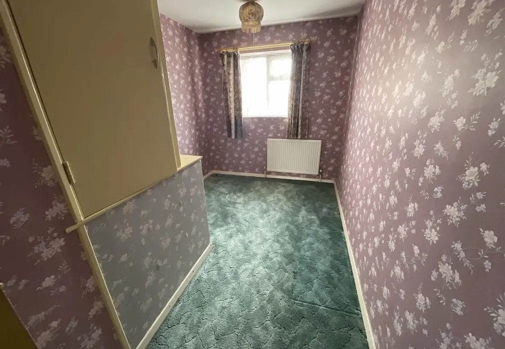 Bedroom - Dunsfold Way, New Addington, Croydon, Surrey - Wards of Kent