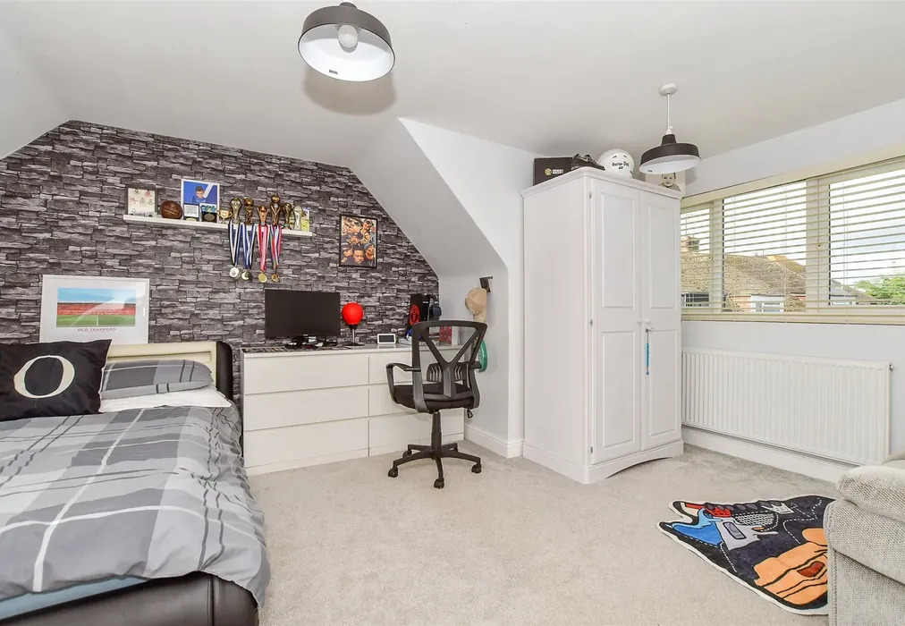 Bedroom 2 - Victoria Road, Littlestone, Kent - Wards of Kent