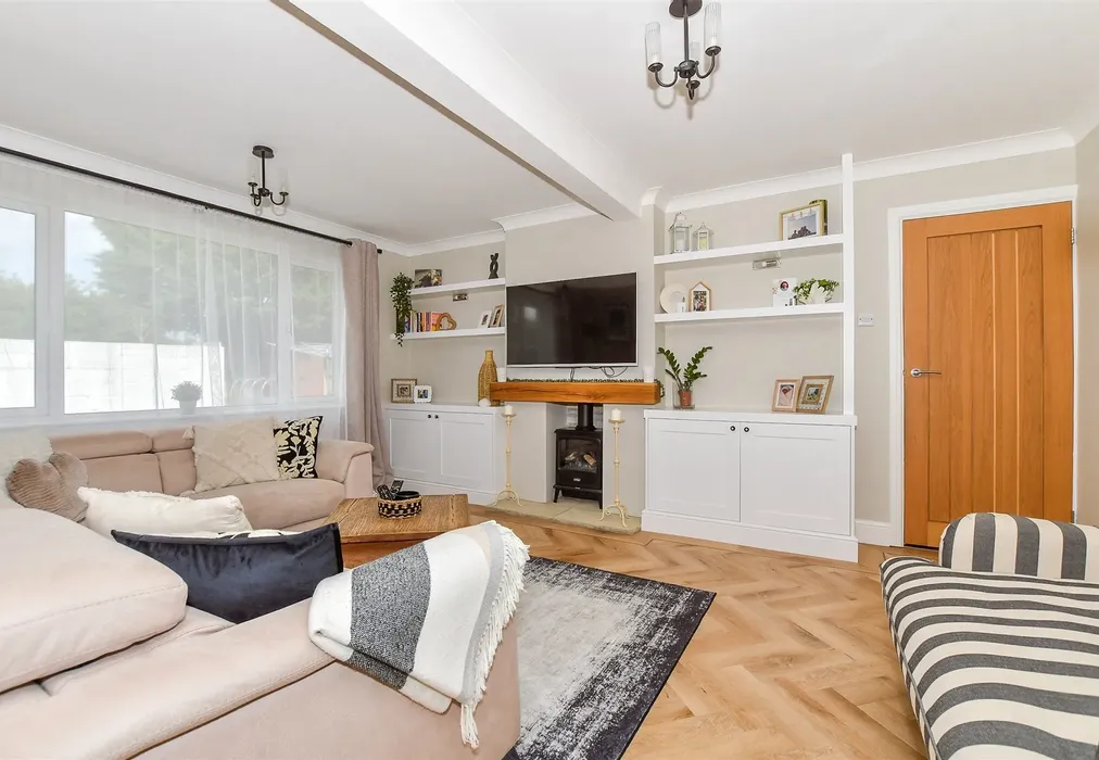 Lounge - Victoria Road, Littlestone, Kent - Wards of Kent