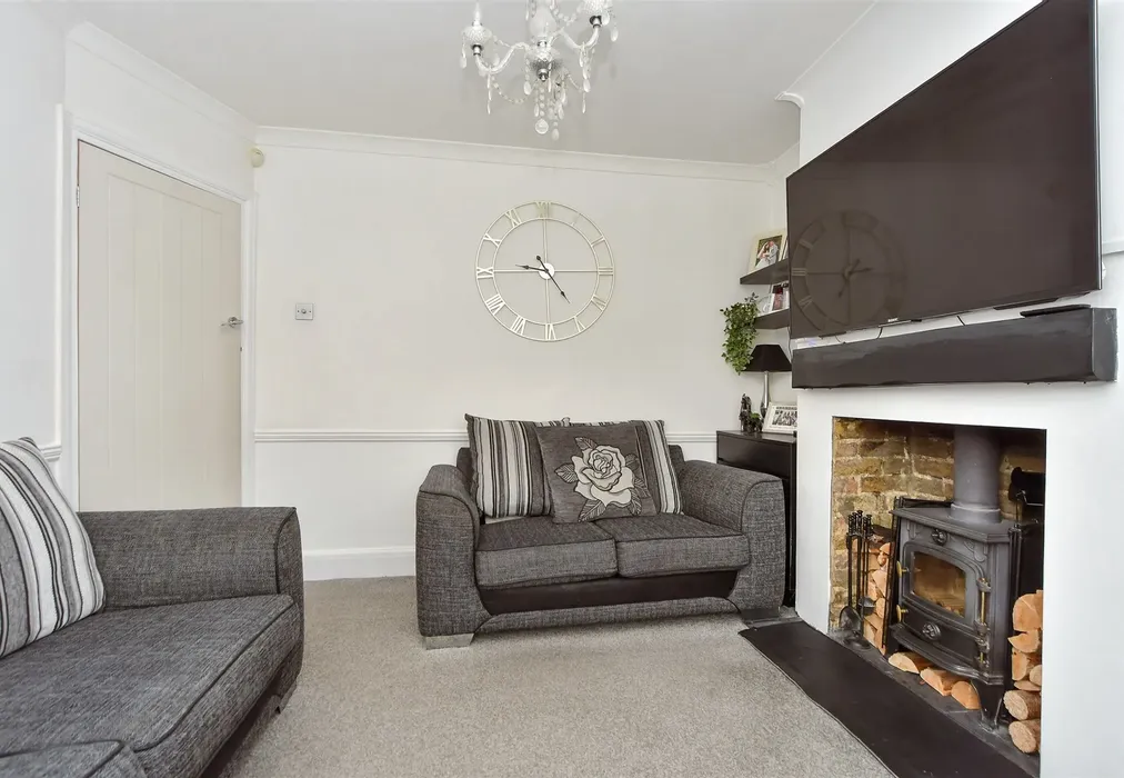 Lounge - Grafton Avenue, Rochester, Kent - Wards of Kent