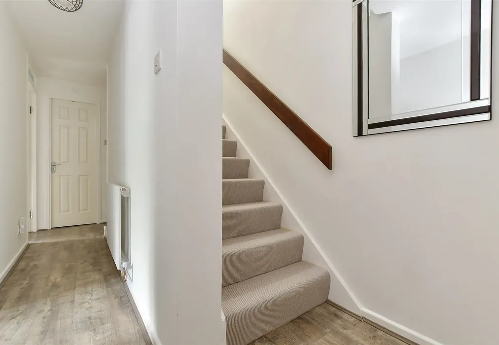 Inner Hallway - Douglas Close, Wallington, Surrey - Wards of Kent