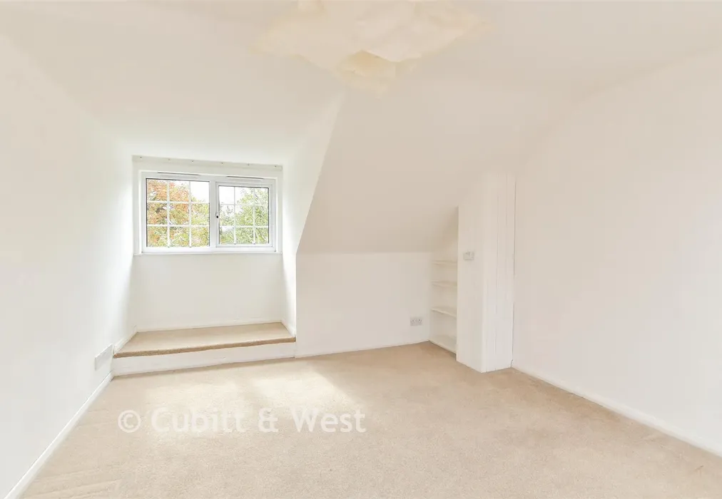 Bedroom 3 - Elm Grove, Lewes, East Sussex - Wards of Kent